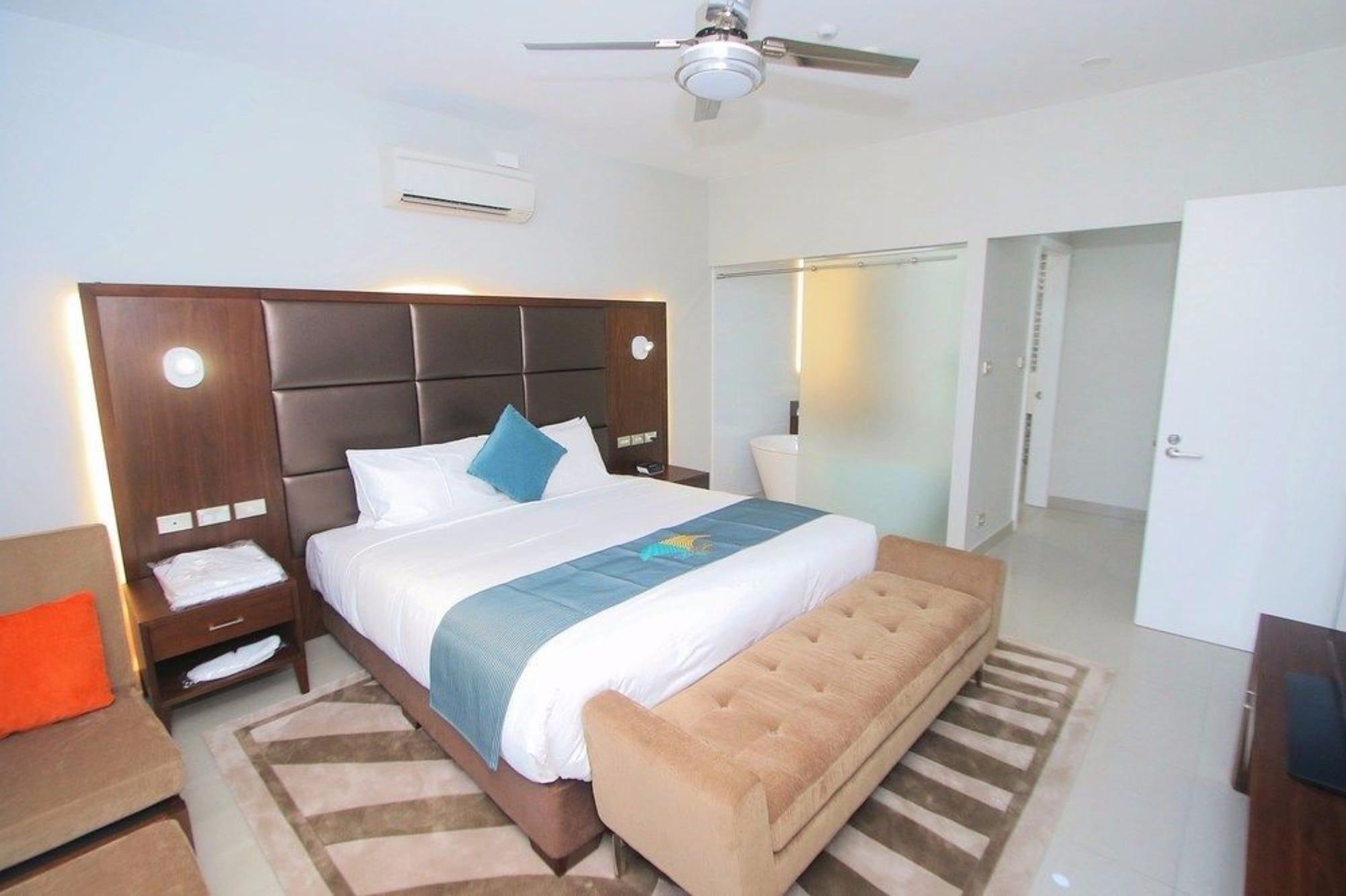 The Palms Denarau Fiji Aparthotel Exteriör bild