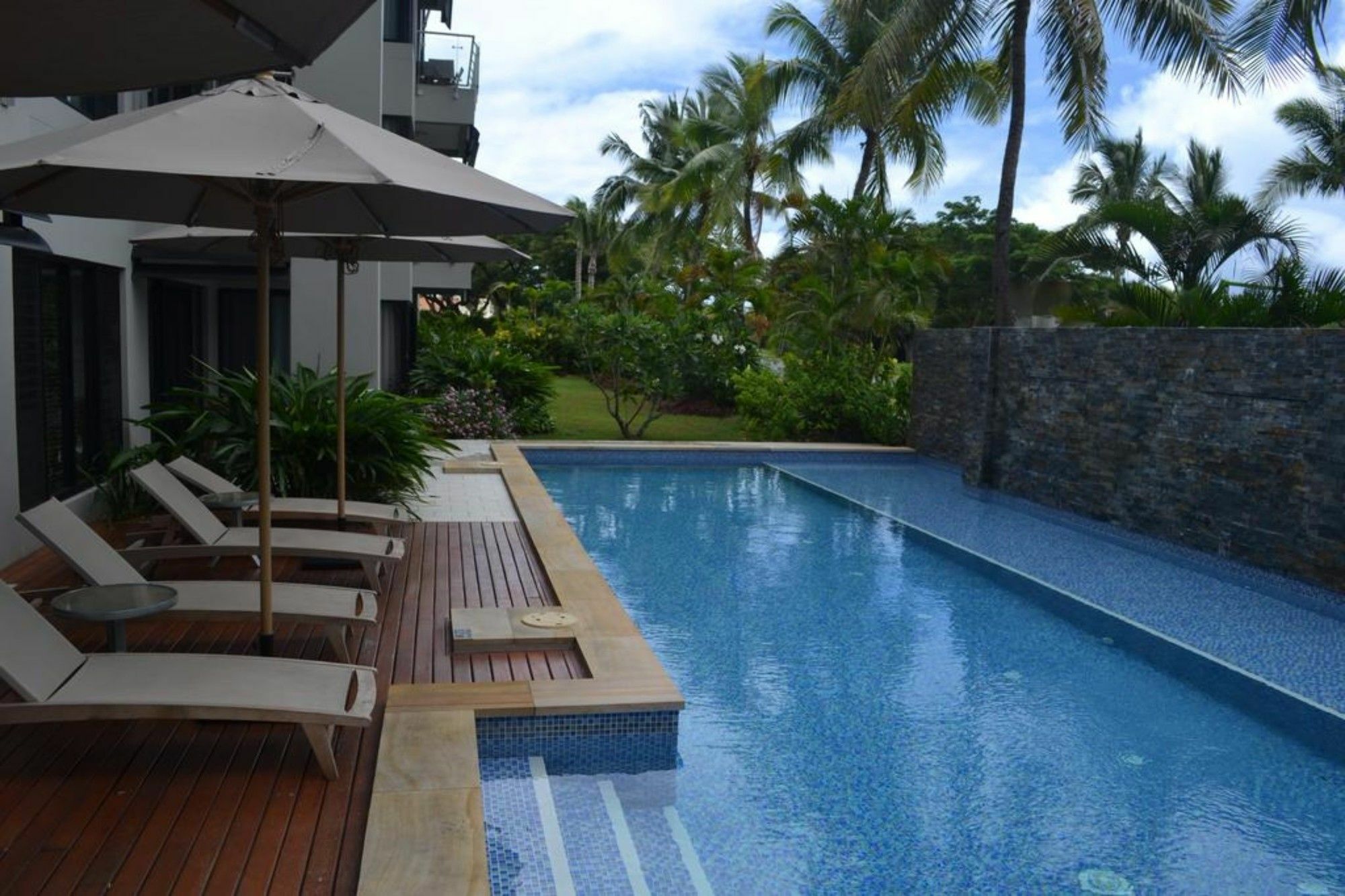 The Palms Denarau Fiji Aparthotel Exteriör bild